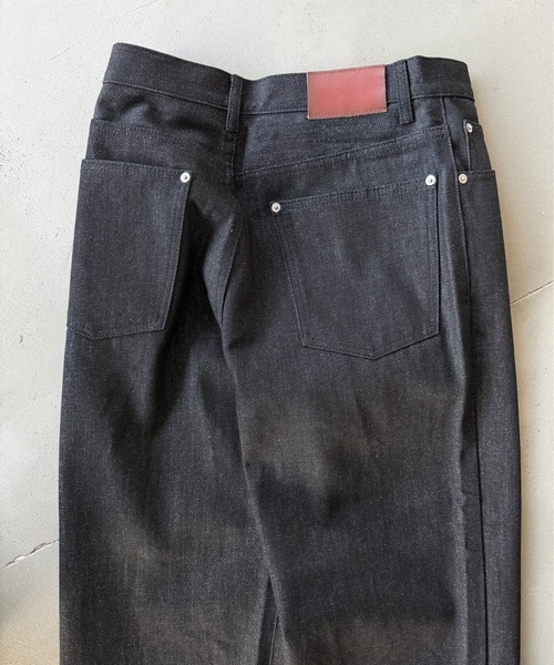 kutir(クティール)の「SLIM SILHOUETTE RIGID DENIM PANTS/スリムシルエットリジットデニムパンツ(デニムパンツ・メンズ・ブラック/インディゴブルー・SMALL/MEDIUM/LARGE)」の14枚目の写真