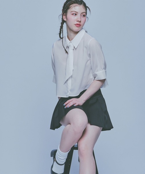 MARY QUANT(マリークワント)の「スカーフ付きクロップド ブラウス(シャツ/ブラウス・レディース・ブルー/ホワイト/ブラック・M)」の19枚目の写真