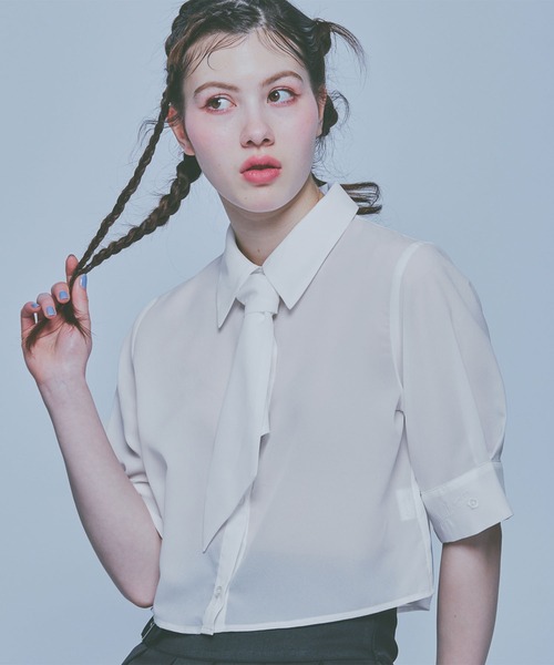 MARY QUANT(マリークワント)の「スカーフ付きクロップド ブラウス(シャツ/ブラウス・レディース・ブルー/ホワイト/ブラック・M)」の16枚目の写真