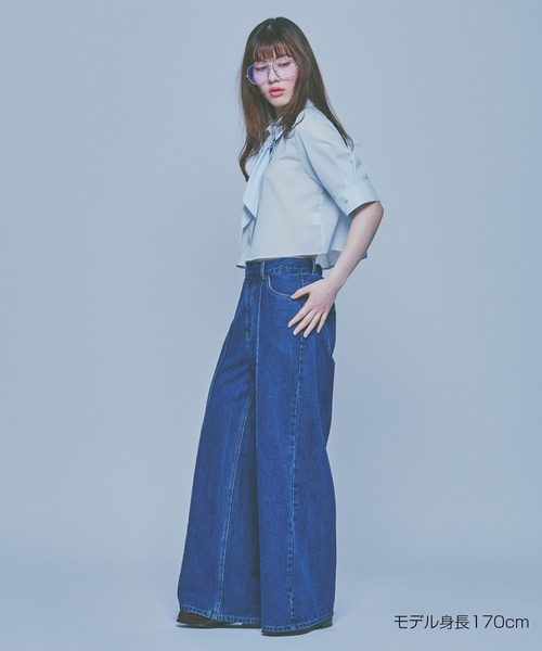 MARY QUANT(マリークワント)の「スカーフ付きクロップド ブラウス(シャツ/ブラウス・レディース・ブルー/ホワイト/ブラック・M)」の11枚目の写真
