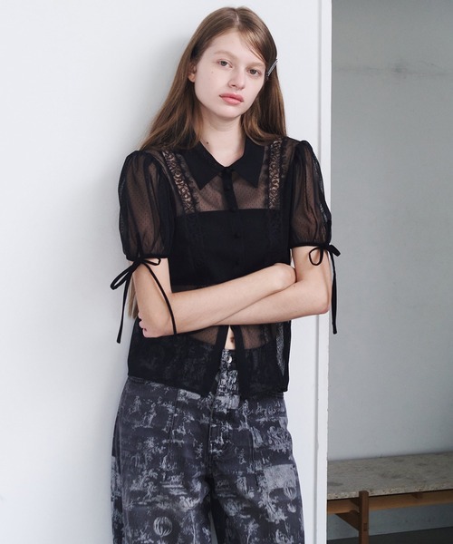 LE CIEL BLEU（ルシェルブルー）の「ドットチュール＆レースブラウス / Dot Tulle & Lace Blouse（シャツ/ブラウス・レディース・ネイビー/ブラック/オフホワイト・38/36）」の15枚目の写真