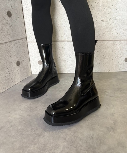 Jeffrey Campbell（ジェフリーキャンベル）の「スクエアトゥ 厚底ショートブーツ（ブーツ・レディース・ブラック・39/38/37/36）」の13枚目の写真
