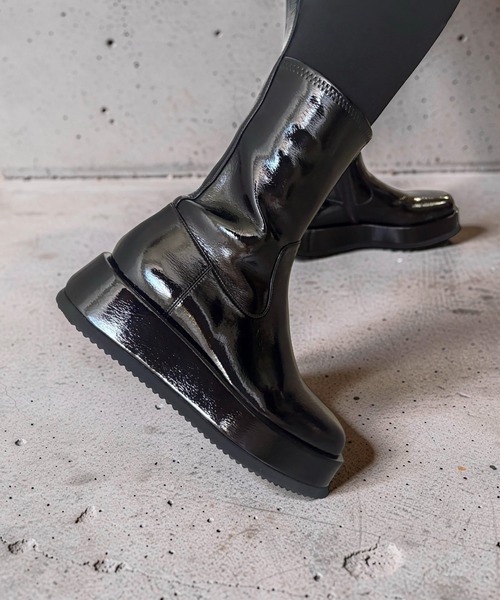 Jeffrey Campbell（ジェフリーキャンベル）の「スクエアトゥ 厚底ショートブーツ（ブーツ・レディース・ブラック・39/38/37/36）」の18枚目の写真
