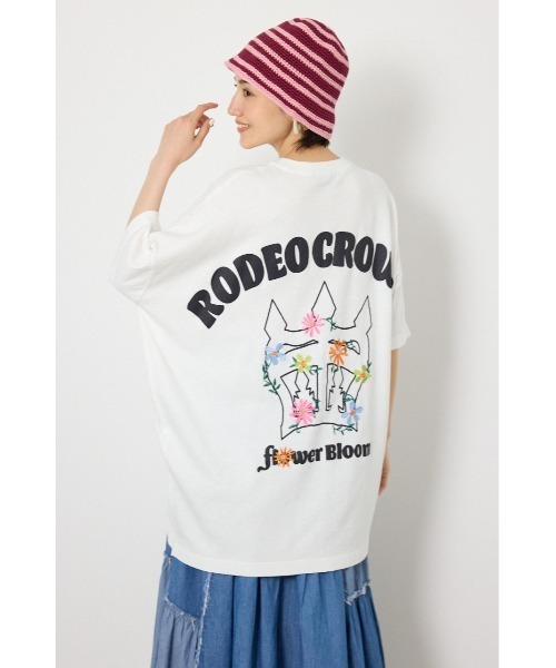 RODEO CROWNS WIDE BOWL(ロデオクラウンズワイドボウル)の「フラワークラウンニットワンピース(ワンピース・レディース・オフホワイト/ブラウン/ブラック・FREE)」の1枚目の写真