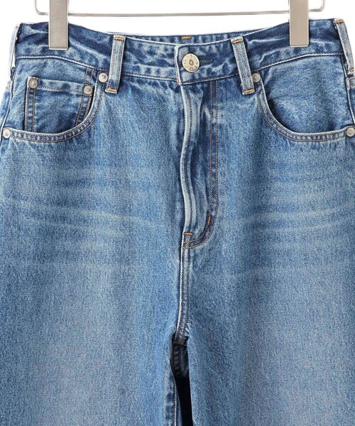NEEDBY heritage(ニードバイヘリテージ)の「【NEEDBY for ADAM ET ROPE'】別注 ANGIE(デニムパンツ・レディース・ブルー/ブラック・24/23/25/26)」の15枚目の写真