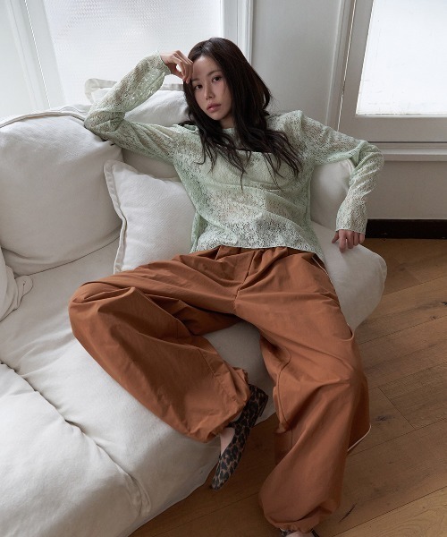 FAVORITO（ファヴォリート）の「フラワーレース日焼け止めトップス（Tシャツ/カットソー・レディース・グリーン/ホワイト/ブラック・F）」の13枚目の写真