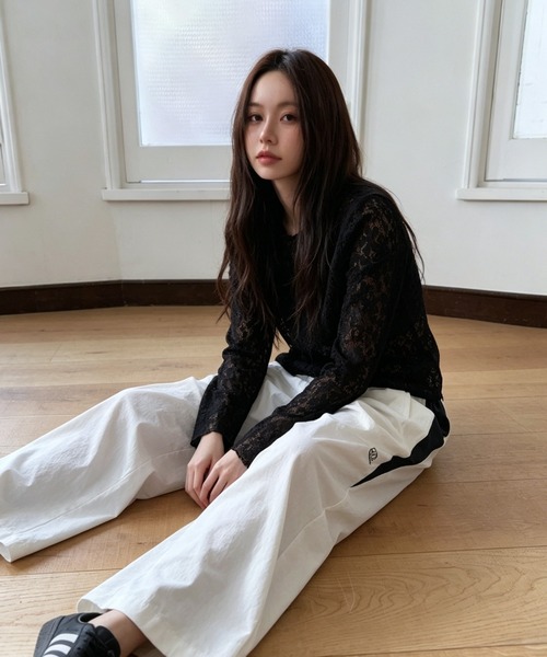 FAVORITO（ファヴォリート）の「フラワーレース日焼け止めトップス（Tシャツ/カットソー・レディース・グリーン/ホワイト/ブラック・F）」の9枚目の写真