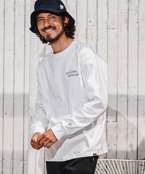 1minute 1second（ワンミニットワンセカンド）の「mlt5751-cursive embroidery U.S.A. cotton 8oz long sleeve cut sew ロングスリーブTシャツ(1M26A210)（Tシャツ/カットソー・メンズ・ネイビー/ブラック/ホワイト・S/M/L/XL）」の10枚目の写真