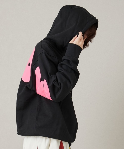MONO KOTO DEPT.（モノコトデプト）の「SSY-BARROW グラフィックロゴ パーカー [並行輸入品]（パーカー・メンズ・ブラック・S/M/L）」の11枚目の写真