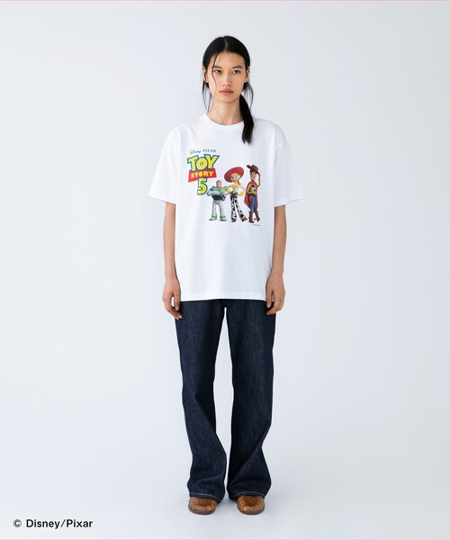 Disney(ディズニー)の「【City Ambient Products別注】: TOY STORY 5『トイ・ストーリー5』Tシャツ(Tシャツ/カットソー・メンズ・ホワイト/ホワイト系/ライトホワイト・MEDIUM/X-LARGE/LARGE)」の6枚目の写真