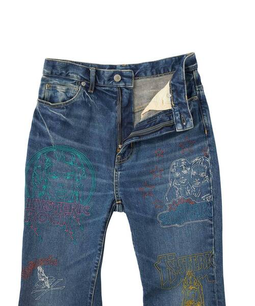 HYSTERIC GLAMOUR(ヒステリックグラマー)の「HYSTERIC WOMAN SCRATCHステッチ刺繍 デニムフレアパンツ(その他パンツ・レディース・ライトインディゴブルー・25inch/28inch/27inch/26inch)」の4枚目の写真