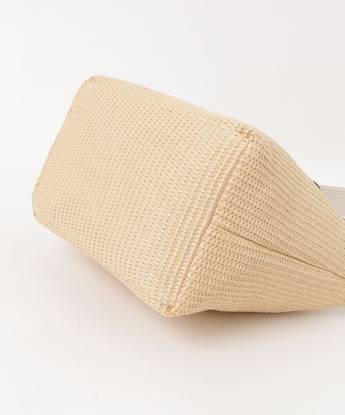 TOMMY HILFIGER(トミーヒルフィガー)の「POPETTE MINI TOTE RAFFIA(トートバッグ・レディース・マルチ・FREE)」の3枚目の写真