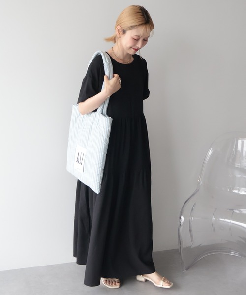 AMERICAN HOLIC（アメリカンホリック）の「【WEB限定】【さらっとノンストレス】サッカーティアードワンピース＜丈違い＞【UVカット・イージーケア】（ワンピース・レディース・ブラック/ブラウン・L/M）」の17枚目の写真