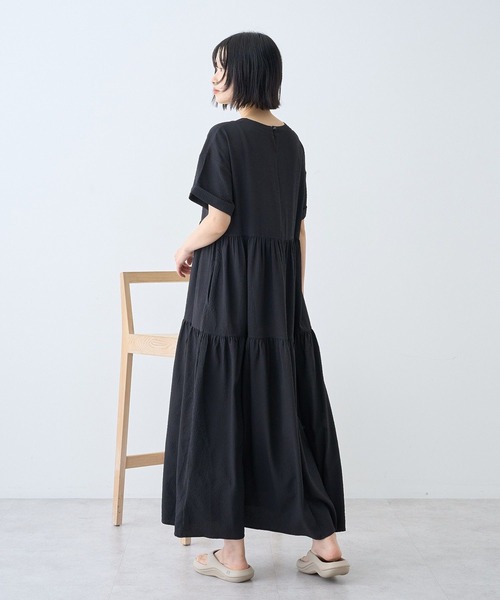 AMERICAN HOLIC（アメリカンホリック）の「【WEB限定】【さらっとノンストレス】サッカーティアードワンピース＜丈違い＞【UVカット・イージーケア】（ワンピース・レディース・ブラック/ブラウン・L/M）」の21枚目の写真