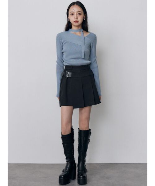 MURUA(ムルーア)の「ベルテッドスウェードブーツ(ブーツ・レディース・ブラック/ブラウン・22.5/24.5/23.5)」の4枚目の写真