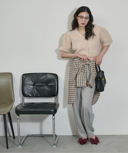 THE YOn(ザヨン)の「2wayフォルムスリーブテープヤーンニットカーデ(ニット/セーター・レディース・アイボリー/ピンク/ブラック・FREE)」の20枚目の写真