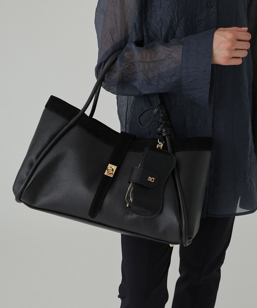 AULENTTI(オウレンティ)の「【AULENTTI】コンビボストンBAG(ボストンバッグ・レディース・ブラック/ダークブラウン・フリー)」の5枚目の写真