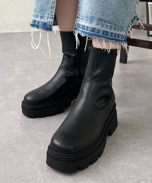 prose verse(プロズヴェール)の「トラックソールストレッチショートブーツ(ブーツ・レディース・ブラック・X-LARGE/LARGE/MEDIUM/SMALL)」の1枚目の写真