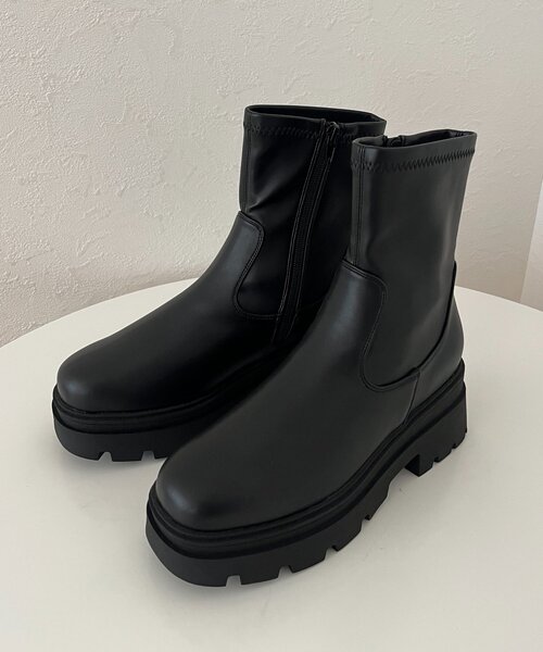 prose verse(プロズヴェール)の「トラックソールストレッチショートブーツ(ブーツ・レディース・ブラック・X-LARGE/LARGE/MEDIUM/SMALL)」の6枚目の写真