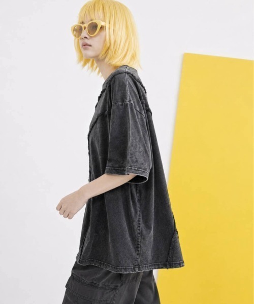KAMINARI_TOKIO（カミナリトキオ）の「ピグメント加工フリンジ切替Tシャツ（Tシャツ/カットソー・レディース・ベージュ/ブラック・FREE）」の11枚目の写真