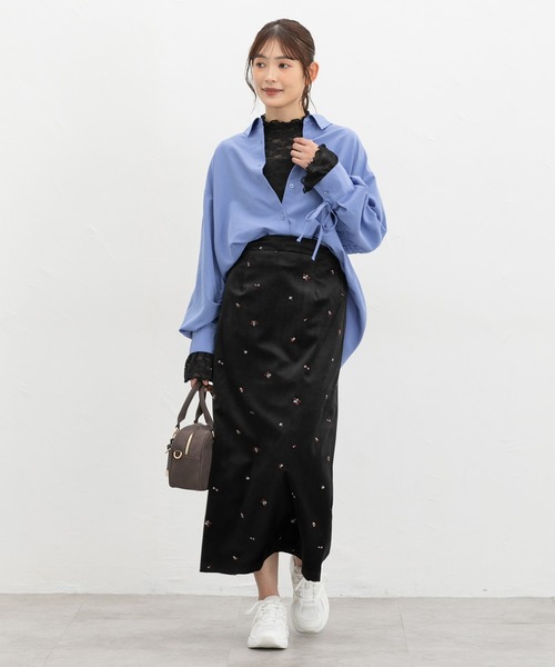 Honeys(ハニーズ)の「ベロア刺繍ナロースカート(スカート・レディース・ブラック/ブラウン・LL/L/M/S)」の4枚目の写真