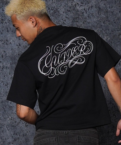 GUIDER(ガイダー)の「【GUIDER】カーシブ ロゴ Tee / Cursive Logo Tee(Tシャツ/カットソー・メンズ・ホワイト/チャコールグレー/ブラック・S/M/L)」の3枚目の写真