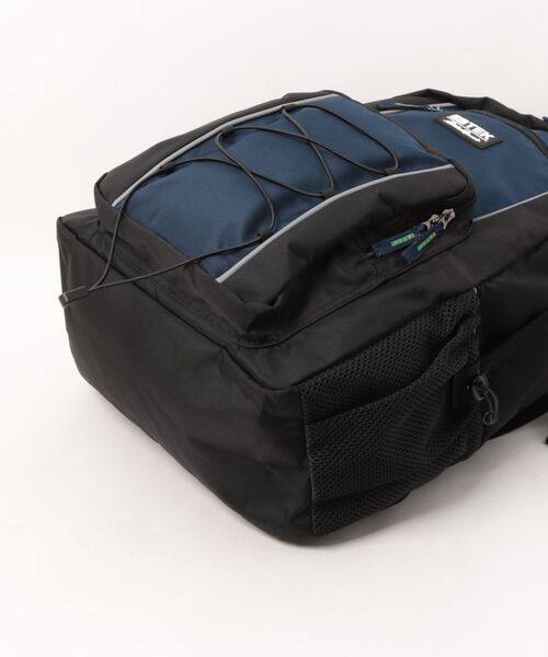 Eddie Bauer(エディーバウアー)の「EBTEK バックパック(バックパック/リュック・メンズ・パープル/ネイビー・F)」の4枚目の写真