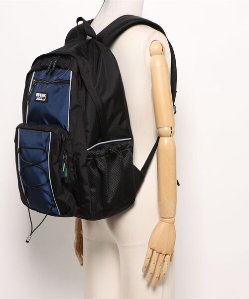 Eddie Bauer(エディーバウアー)の「EBTEK バックパック(バックパック/リュック・メンズ・パープル/ネイビー・F)」の6枚目の写真