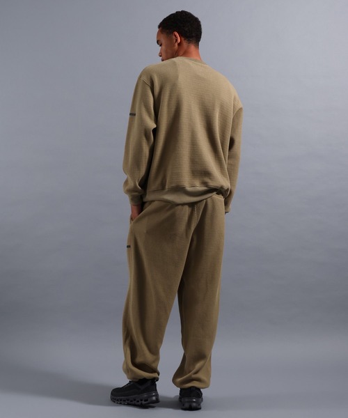 NUMERALS（ヌメラルズ）の「[NUMERALS]EVERYDAY WARMTH WAFFLE PULLOVER（Tシャツ/カットソー・メンズ・ベージュ/グリーン/ブラック/オレンジ・MEDIUM/LARGE）」の9枚目の写真