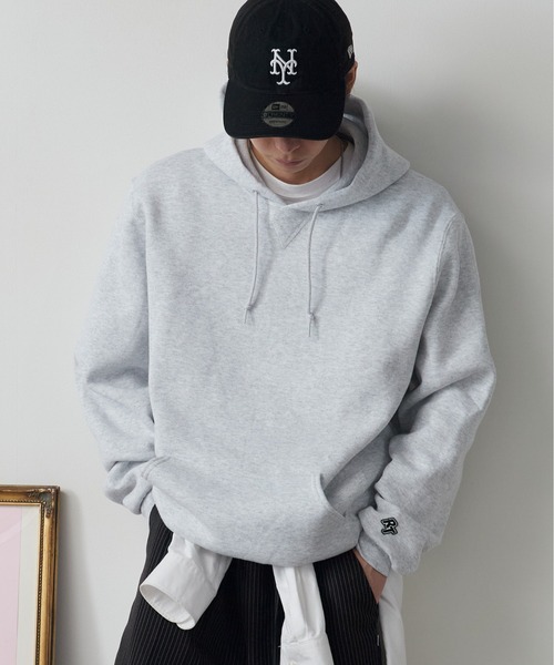 Russell Athletic(ラッセルアスレティック)の「【ROOPTOKYO別注】Russell Athletic/ラッセルアスレティック DRI POWER FLEECE ピスネーム プルオーバーパーカー メンズ レディース 刺繍 ブランドロゴ 保温 2026秋冬 秋服 冬服(パーカー・メンズ・ホワイト/ブラック/グレー/クリアレッド・S/M/L/XL/XXL)」の3枚目の写真