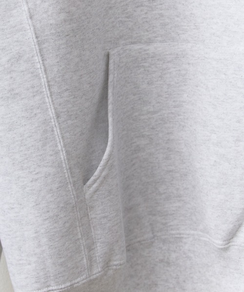 Russell Athletic(ラッセルアスレティック)の「【ROOPTOKYO別注】Russell Athletic/ラッセルアスレティック DRI POWER FLEECE ピスネーム プルオーバーパーカー メンズ レディース 刺繍 ブランドロゴ 保温 2026秋冬 秋服 冬服(パーカー・メンズ・ホワイト/ブラック/グレー/クリアレッド・S/M/L/XL/XXL)」の8枚目の写真
