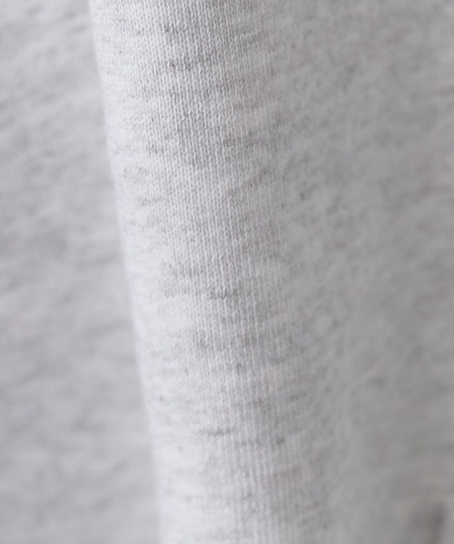 Russell Athletic(ラッセルアスレティック)の「【ROOPTOKYO別注】Russell Athletic/ラッセルアスレティック DRI POWER FLEECE ピスネーム プルオーバーパーカー メンズ レディース 刺繍 ブランドロゴ 保温 2026秋冬 秋服 冬服(パーカー・メンズ・ホワイト/ブラック/グレー/クリアレッド・S/M/L/XL/XXL)」の13枚目の写真