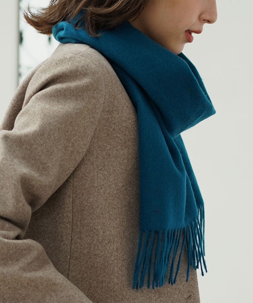 Filomo（フィローモ）の「カシミヤ100%マフラー無地（マフラー・レディース・アッシュグレー/ターコイズブルー/ブラック/ライトグレー/ボルドー/ダークグレー/モカ/ベージュ/ロイヤルブルー/マスタード/ネイビー/サックスブルー/ピンク/キャメル/レッド/カーキ/ピンクベージュ/カーキ系/ブルー系/ピンク系/グレー系/アイボリー/ベージュ系/ホワイト系/ブラウン系・FREE）」の16枚目の写真