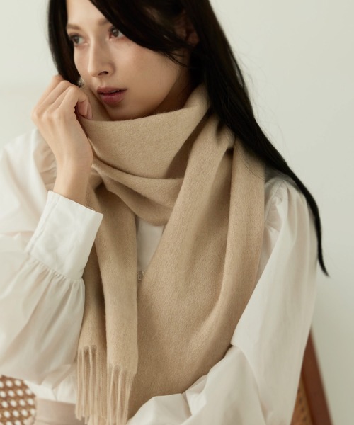 Filomo（フィローモ）の「カシミヤ100%マフラー無地（マフラー・レディース・アッシュグレー/ターコイズブルー/ブラック/ライトグレー/ボルドー/ダークグレー/モカ/ベージュ/ロイヤルブルー/マスタード/ネイビー/サックスブルー/ピンク/キャメル/レッド/カーキ/ピンクベージュ/カーキ系/ブルー系/ピンク系/グレー系/アイボリー/ベージュ系/ホワイト系/ブラウン系・FREE）」の11枚目の写真