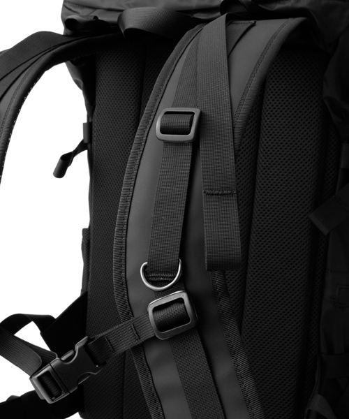 PORTER(ポーター)の「PORTER EXTREME BACKPACK <B印 YOSHIDA SELECT>(バックパック/リュック・メンズ・ブラック・ONE SIZE)」の19枚目の写真