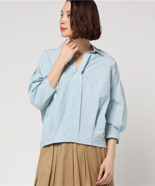 PAPILLONNER(パピヨネ)の「プルオーバーシャツ(シャツ/ブラウス・レディース・オフホワイト/サックスブルー/ブラック・FREE)」の3枚目の写真