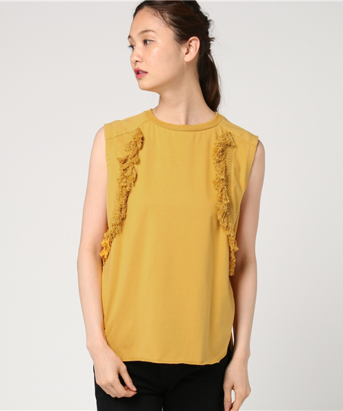 Banner Barrett(バナーバレット)の「タッセルジャージートップス(Tシャツ/カットソー・レディース・オフホワイト/ブルー/ブラック/カーキ/マスタード・38)」の1枚目の写真