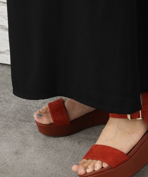 LEPSIM(レプシィム)の「ポリエステル100ワイドオールインワン 762908(つなぎ/オールインワン・レディース・ブラック/ダークベージュ/ドット・FREE)」の10枚目の写真