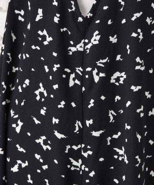 LEPSIM(レプシィム)の「ポリエステル100ワイドオールインワン 762908(つなぎ/オールインワン・レディース・ブラック/ダークベージュ/ドット・FREE)」の12枚目の写真