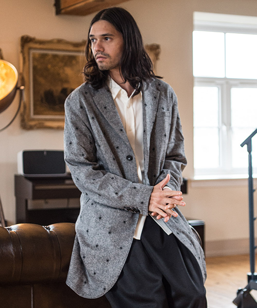 glamb(グラム)の「Tweed chester coat(チェスターコート・メンズ・グレー/ブラック・4/1/3/2/0)」の2枚目の写真