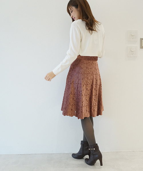 PROPORTION BODY DRESSING(プロポーションボディドレッシング)の「【美人百花 11月号掲載】スムースベロアエンブロイダリーフレアスカート(スカート・レディース・ピンク系その他/ピンク系その他2/ネイビー・1/2/3)」の11枚目の写真