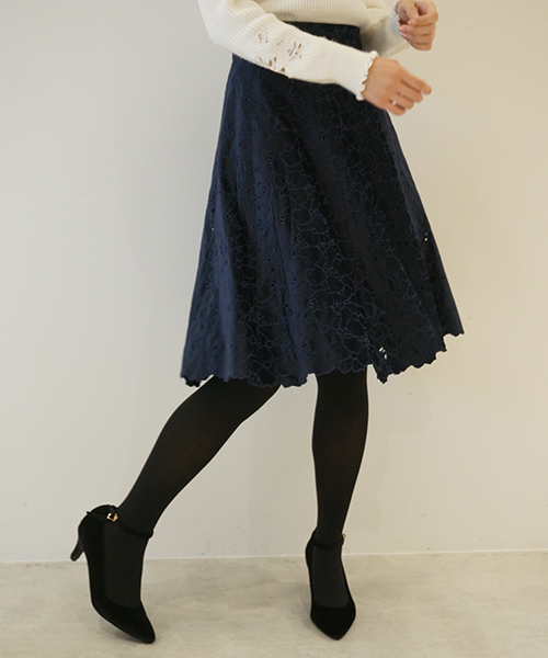 PROPORTION BODY DRESSING(プロポーションボディドレッシング)の「【美人百花 11月号掲載】スムースベロアエンブロイダリーフレアスカート(スカート・レディース・ピンク系その他/ピンク系その他2/ネイビー・1/2/3)」の6枚目の写真