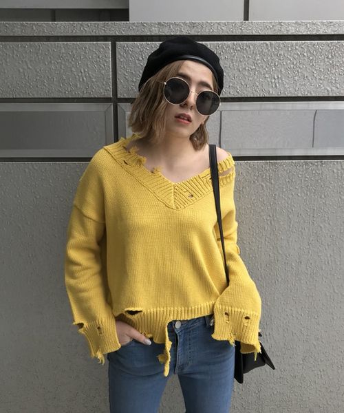 ENVYM（アンビー）の「ＤＡＭＡＧＥ ＣＲＯＰＰＥＤ ＫＮＩＴ                （ニット/セーター・レディース・ホワイト/ブラック/ピンク/イエロー・FREE）」の3枚目の写真