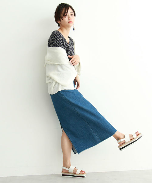 FREE'S MART（フリーズマート）の「ハイウエストロングタイトデニムスカ―ト（デニムスカート・レディース・ブルー系その他/ホワイト系その他・MEDIUM/SMALL）」の19枚目の写真