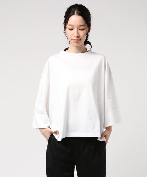 JOURNAL STANDARD（ジャーナルスタンダード）の「クリアジャージークルーネックソデロールアッププルオーバー（Tシャツ/カットソー・レディース・ホワイト/ブラック/マスタード/ブルー系その他・FREE）」の12枚目の写真