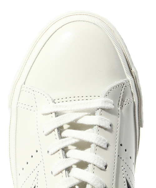 CONVERSE（コンバース）の「ONE STAR J/ワンスター J（スニーカー・メンズ・ホワイト×ネイビー/レッド系その他・4.5/5/5.5/6/6.5/7/7.5/8/8.5/9/9.5/10.5）」の6枚目の写真