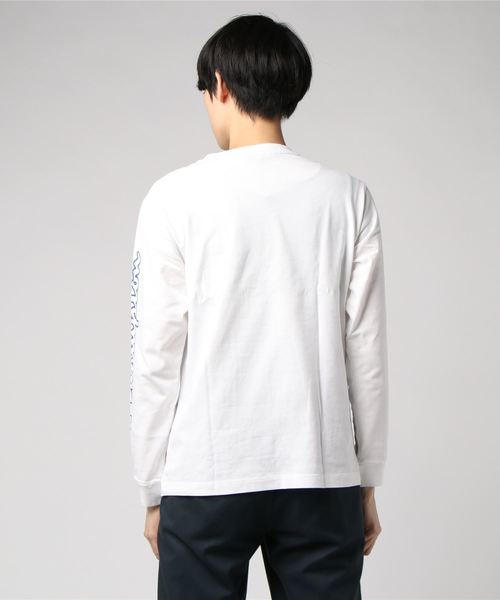 Champion(チャンピオン)の「【Champion/チャンピオン】メンズ アクションスタイル ロングスリーブTシャツ(Tシャツ/カットソー・メンズ・ホワイト/ブラック/オレンジ・LARGE/MEDIUM/SMALL/X-LARGE)」の5枚目の写真