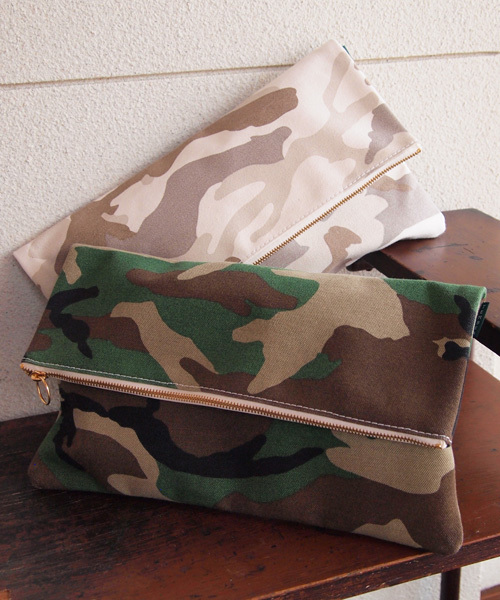 BEAUTY&YOUTH UNITED ARROWS（ビューティーアンドユースユナイテッドアローズ）の「BYBC ∵TEMBEA別注 カモフラージュクラッチ（クラッチバッグ・レディース・ナチュラル/オリーブ・FREE）」の9枚目の写真