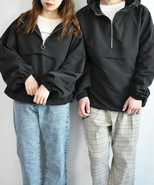 PairPair(ペアペア)の「【ZOZO限定アイテム】袖ボリュームハーフジップマウンテンパーカー(マウンテンパーカー・レディース・ブラック/ライトベージュ・フリー)」の2枚目の写真