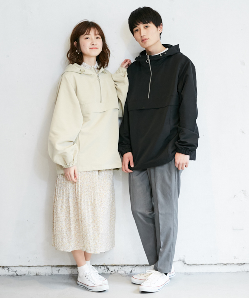 PairPair(ペアペア)の「【ZOZO限定アイテム】袖ボリュームハーフジップマウンテンパーカー(マウンテンパーカー・レディース・ブラック/ライトベージュ・フリー)」の4枚目の写真